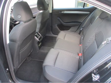 2022 Skoda Superb - thumbnail 12