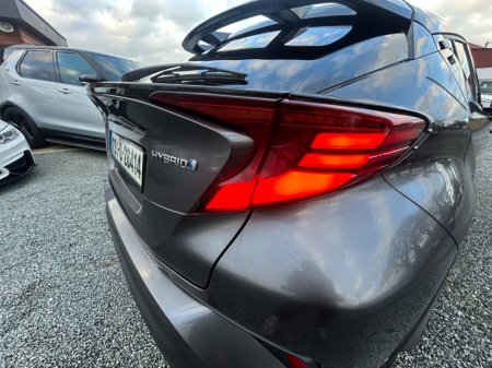 2023 Toyota C-HR 1.8 HYBRID SOL €24,850 thumbnail