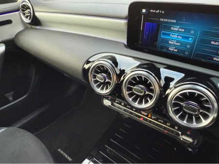 2021 Mercedes-Benz A Class 250E AMG LINE PREMIUM 5DR AU €27,950 thumbnail