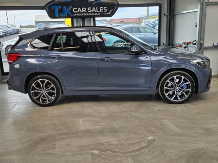 2021 BMW X1 - thumbnail 3