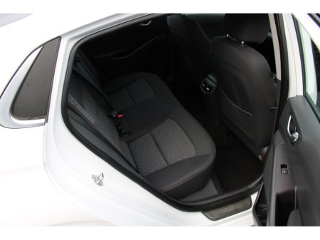 2017 Hyundai Ioniq - thumbnail 12