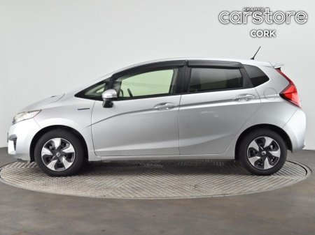 2017 Honda Fit FIT DAA-GP5 HYBRID 5DR AUTO €12,880 thumbnail