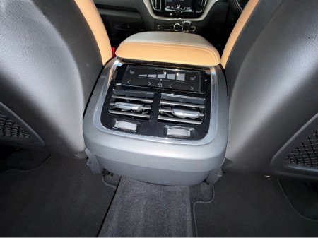 2020 Volvo XC60 2.0 Inscription D4 AWD 190HP Auto Top Spec €37,995 thumbnail