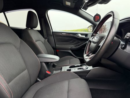 2024 Ford Focus - thumbnail 12