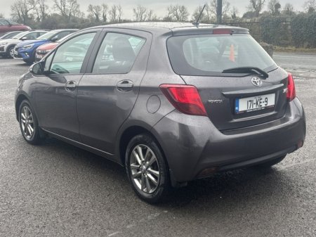 2017 Toyota Yaris YARIS €12,950 thumbnail