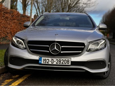 2019 Mercedes-Benz E Class E300  PREMIUM DE LUXURY €28,950 thumbnail