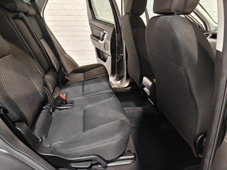 2016 Land Rover Discovery Sport - thumbnail 16