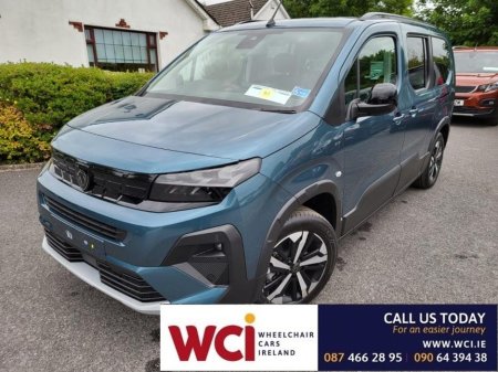 2025 Peugeot Rifter GT Spec LWB 7 seat Auto €42,995