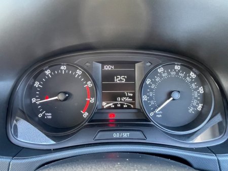 2015 Skoda Fabia - thumbnail 11