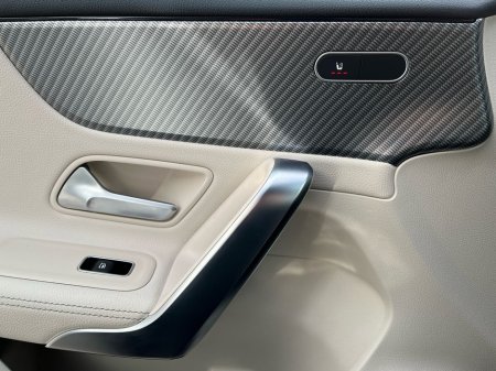 2025 Mercedes-Benz A Class - thumbnail 17