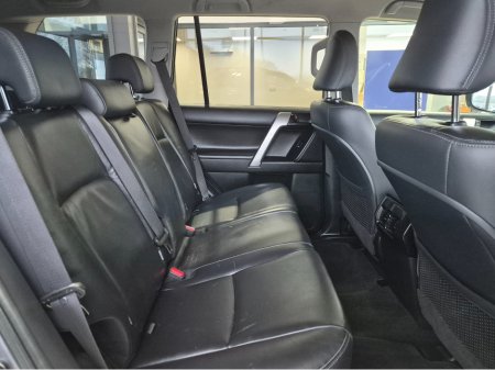 2016 Toyota Landcruiser - thumbnail 7