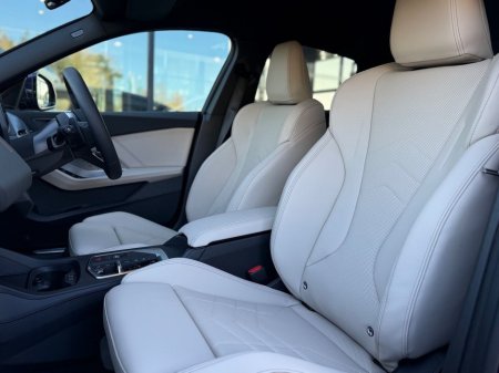 2026 BMW 2 Series - thumbnail 5