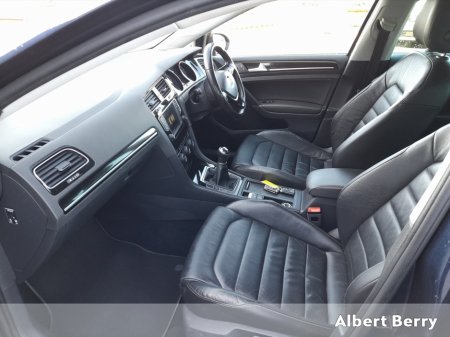 2017 Volkswagen Golf - thumbnail 8