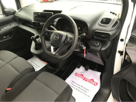 2020 Opel Combo L1H1-1.5 75PS 5 SP 5DR €11,750 thumbnail