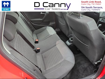 2016 Volkswagen Polo - thumbnail 9