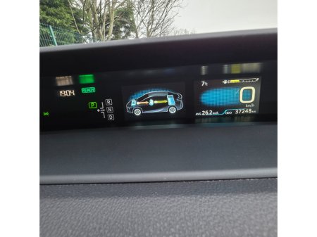 2022 Toyota Prius 1.8 Hybrid Luxury with Sat Navi & JBL €22,950 thumbnail