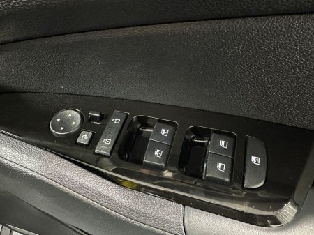 2024 Kia Sportage - thumbnail 21