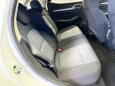 2020 MG ZS  €13,799 thumbnail