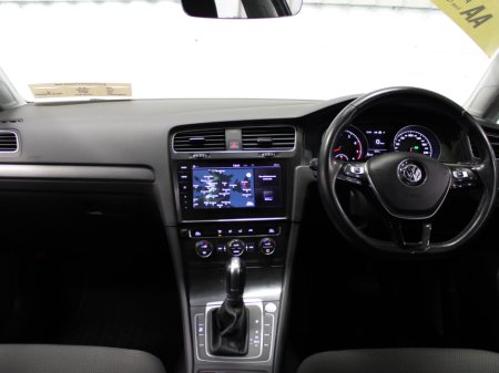 2017 Volkswagen Golf 1.2 TSI COMFORTLINE €16,450 thumbnail