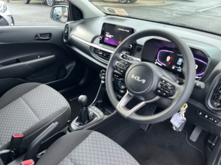 2025 Kia Picanto 1.0 PE2 MT thumbnail