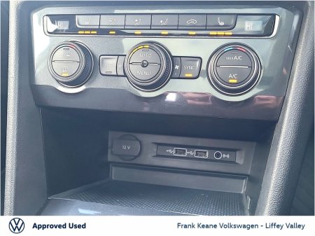 2019 Volkswagen Tiguan Allspace HIGHLINE AUTO 2.0 TDI 150HP *SUNROOF* *7-SEATER* *CARPLAY & ANDROID AUTO* *12 MONTHS FRANK KEANE WARRANTY* €32,995 thumbnail