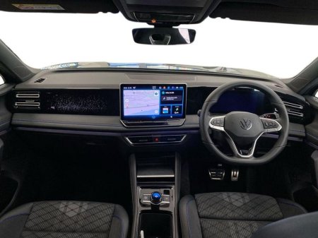 2025 Volkswagen Tiguan - thumbnail 6