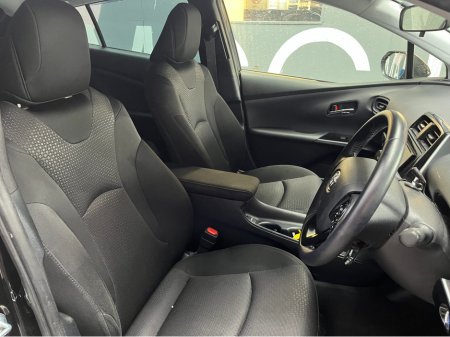 2021 Toyota Prius €20950! 2021 TOYOTA PRIUS 1.8L HYBRID / 107K KMS /  ADAPTIVE CRUISE CONTROL, REVERSE CAMERA & MORE €20,950 thumbnail