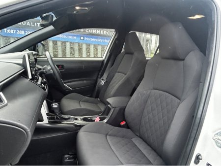 2022 Toyota Corolla Cross Self Charging Hybrid €29,995 thumbnail