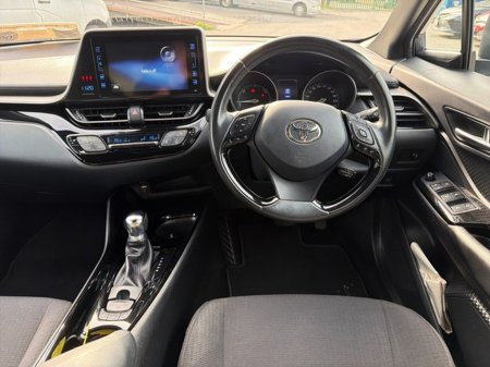 2019 Toyota C-HR - thumbnail 9