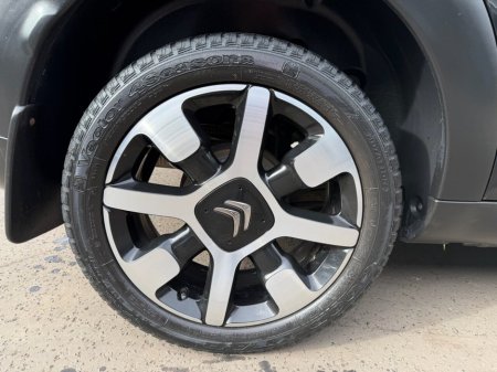 2017 Citroen C4 Cactus - thumbnail 11