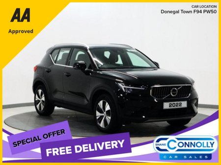 2022 Volvo XC40 *25* CORE T4 RECHARGE AUTO