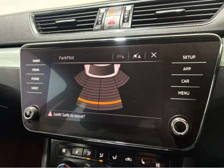 2020 Skoda Superb STYLE ESTATE 2.0 TDI 150HP 4DR €14,950 thumbnail