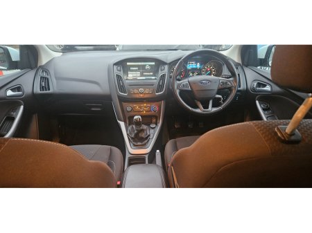2016 Ford Focus ZETEC APPEARANCE PACK 1.0 ECO 100BHP LOW MILES €8,950 thumbnail