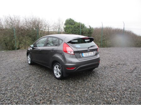 2017 Ford Fiesta - thumbnail 10