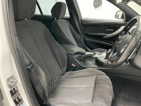 2016 BMW 3 Series - thumbnail 11