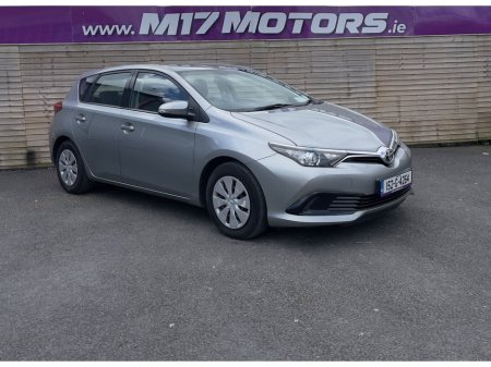 2015 Toyota Auris 1.4 D-4D (90) 5Dr Terra