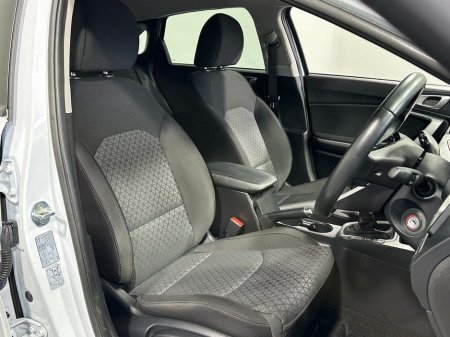 2023 Kia Ceed - thumbnail 10