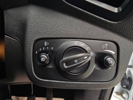 2016 Ford Kuga - thumbnail 25