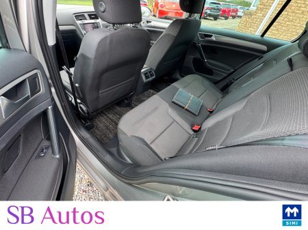 2017 Volkswagen Golf - thumbnail 12