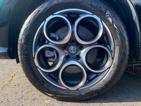 2025 Alfa Romeo Tonale - thumbnail 11