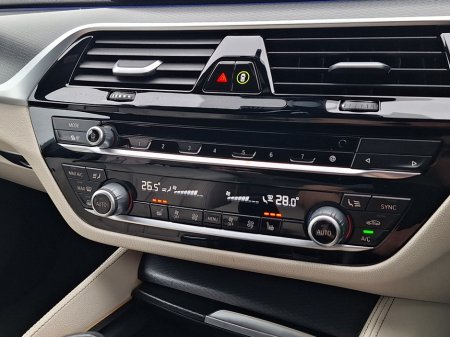 2023 BMW 5 Series - thumbnail 19