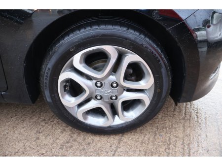 2017 Hyundai i20 Active Low Mileage €11,995 thumbnail