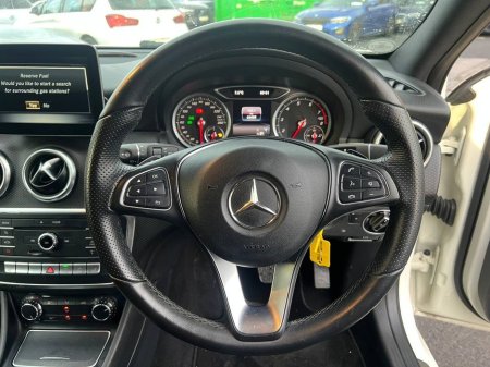 2017 Mercedes-Benz A Class A180 AMG-STYLE 1.6 AUTO // NEW 19