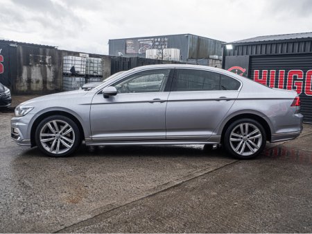 2019 Volkswagen Passat 2019 Passat 2.0d Auto HIGHLINE/High spec/1yr warra €24,888 thumbnail