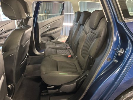 2019 Renault Grand Scenic - thumbnail 14