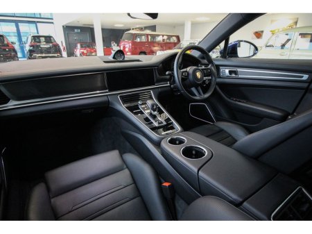 2023 Porsche Panamera - thumbnail 22
