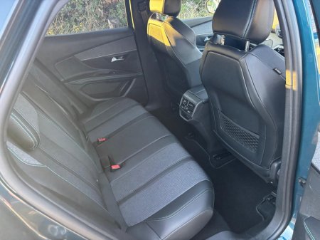 2022 Peugeot 3008 FL ALLURE 1.2 130 6.3 4DR €25,950 thumbnail