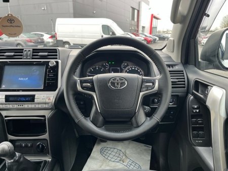2019 Toyota Landcruiser LC LWB GX COMM €28,500 thumbnail