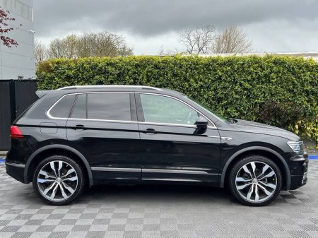2018 Volkswagen Tiguan - thumbnail 2
