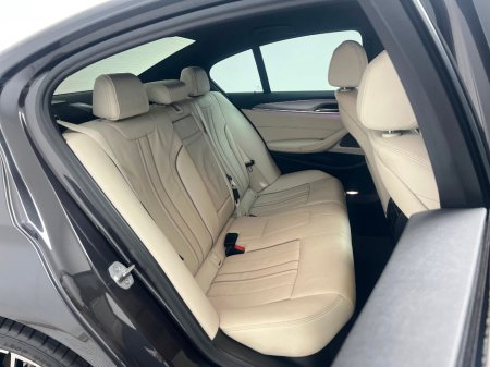 2018 BMW 5 Series 530E M SPORT €26,990 thumbnail